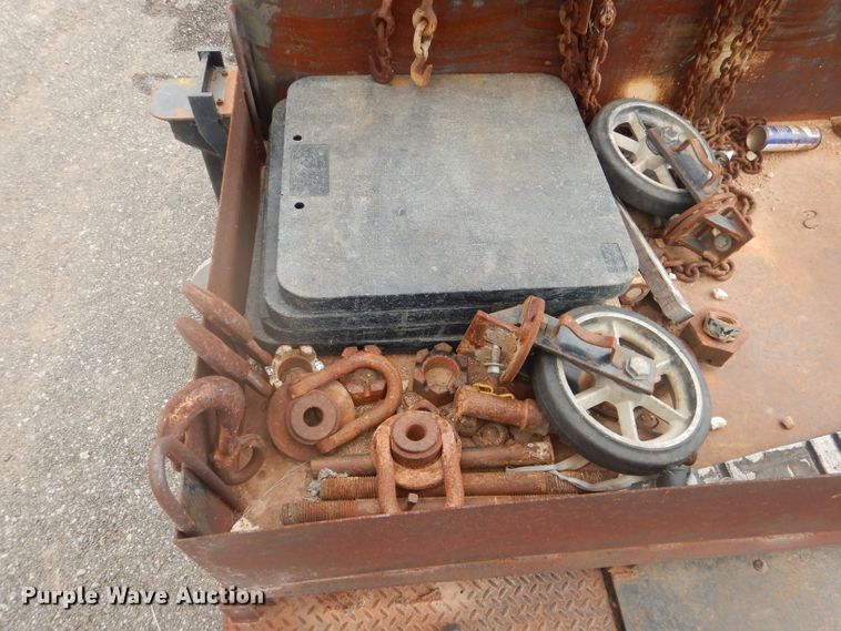 image for item DJ8869 2007 Sterling L9500  crane truck