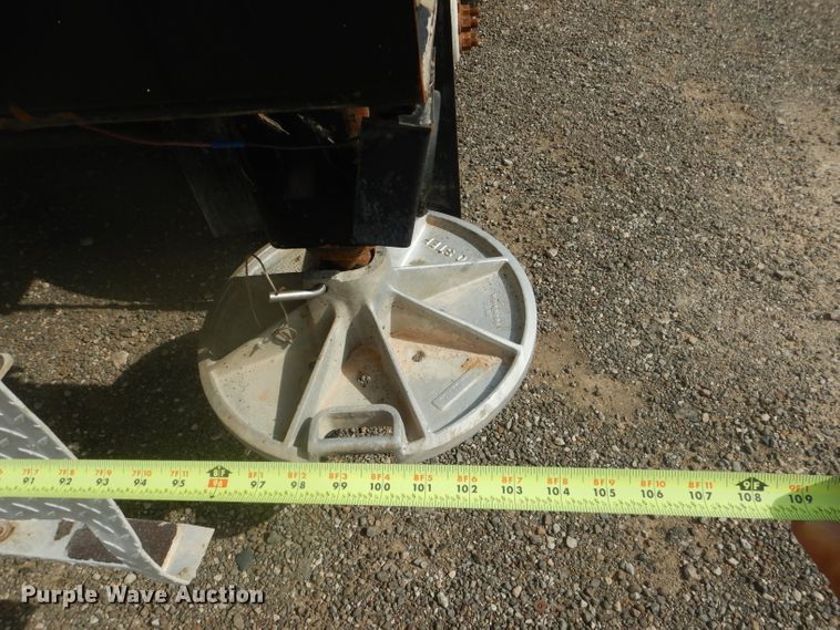 image for item DJ8869 2007 Sterling L9500  crane truck