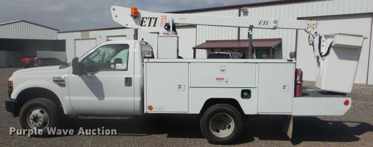 image for item DJ8870 2008 Ford F350 Super Duty  bucket truck