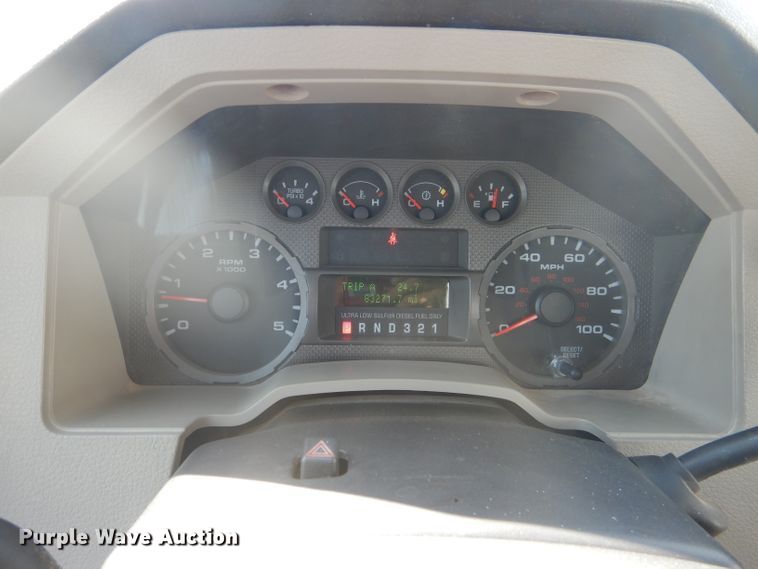 image for item DJ8870 2008 Ford F350 Super Duty  bucket truck