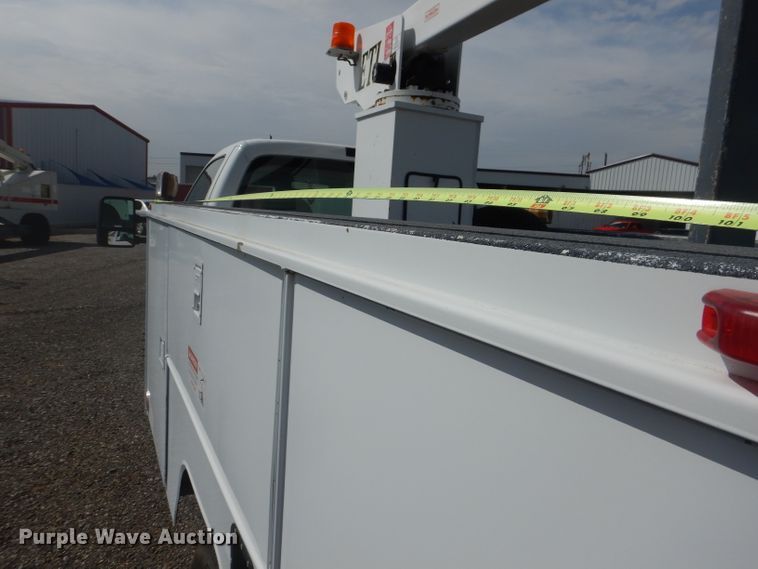 image for item DJ8870 2008 Ford F350 Super Duty  bucket truck