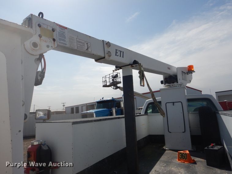 image for item DJ8870 2008 Ford F350 Super Duty  bucket truck