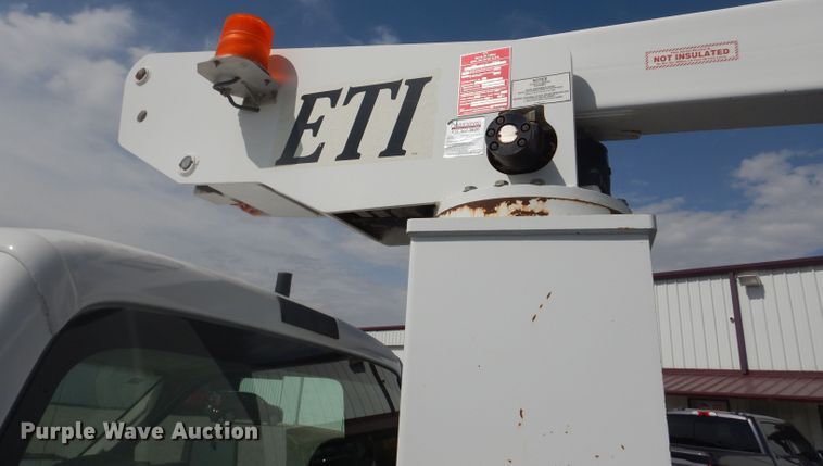 image for item DJ8870 2008 Ford F350 Super Duty  bucket truck