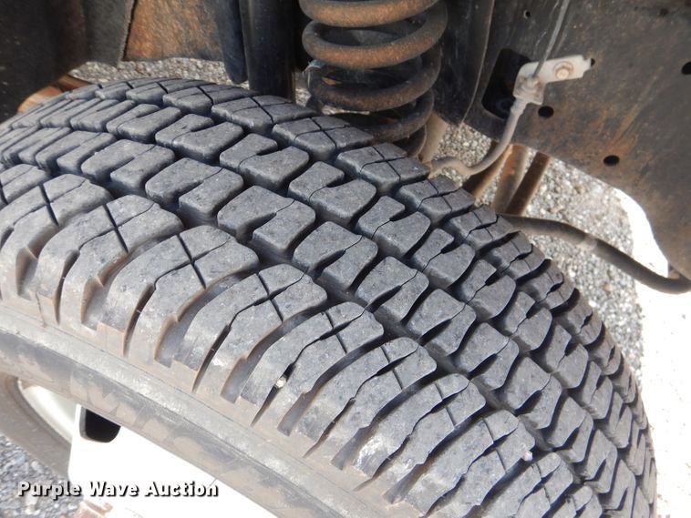 image for item DJ8870 2008 Ford F350 Super Duty  bucket truck