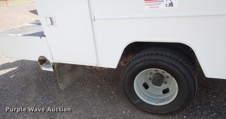 image for item DJ8870 2008 Ford F350 Super Duty  bucket truck