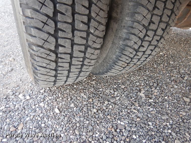 image for item DJ8870 2008 Ford F350 Super Duty  bucket truck