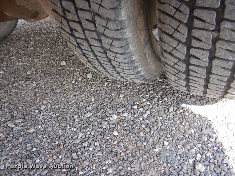 image for item DJ8870 2008 Ford F350 Super Duty  bucket truck