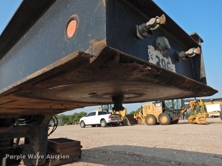 image for item DK2282 1986 Eager Beaver 35GHG-BR  lowboy equipment trailer