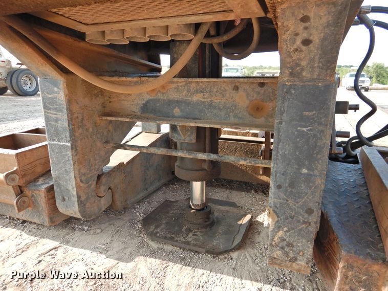 image for item DK2282 1986 Eager Beaver 35GHG-BR  lowboy equipment trailer