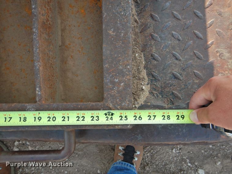 image for item DK2282 1986 Eager Beaver 35GHG-BR  lowboy equipment trailer