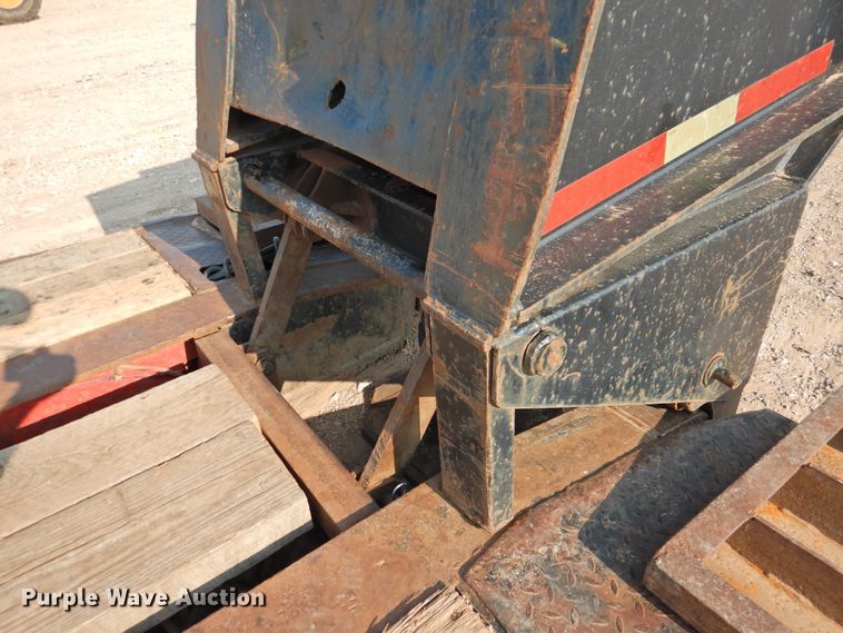 image for item DK2282 1986 Eager Beaver 35GHG-BR  lowboy equipment trailer