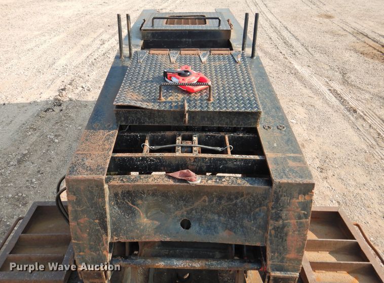 image for item DK2282 1986 Eager Beaver 35GHG-BR  lowboy equipment trailer