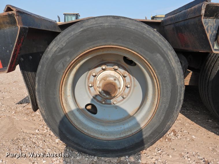 image for item DK2282 1986 Eager Beaver 35GHG-BR  lowboy equipment trailer