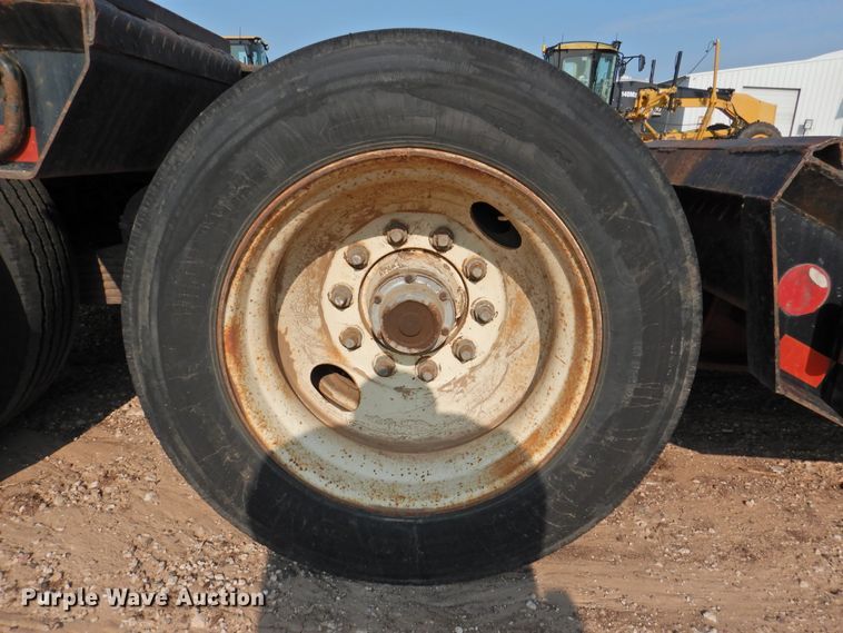 image for item DK2282 1986 Eager Beaver 35GHG-BR  lowboy equipment trailer