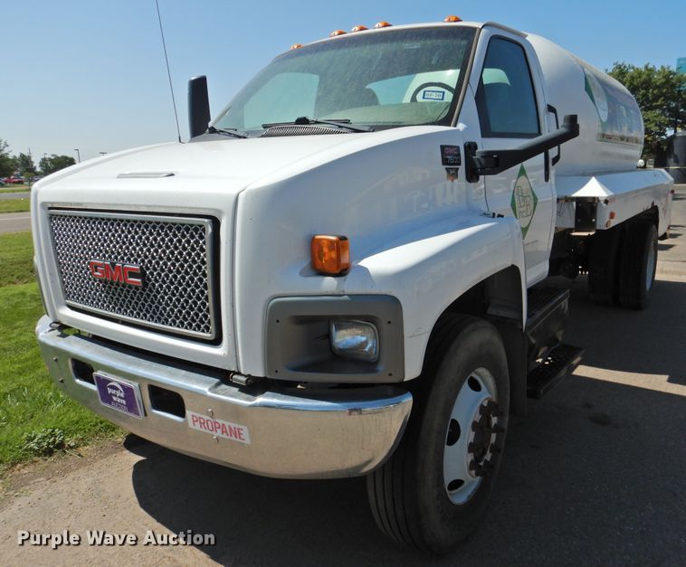 image for item DK2378 2008 GMC C7500  propane truck