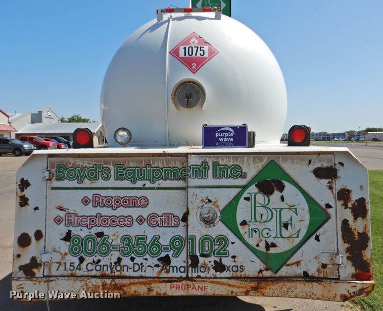 image for item DK2378 2008 GMC C7500  propane truck