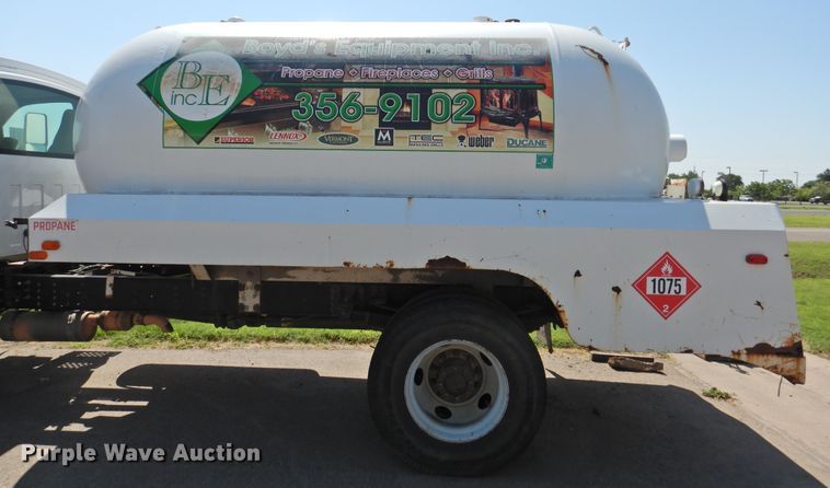 image for item DK2378 2008 GMC C7500  propane truck