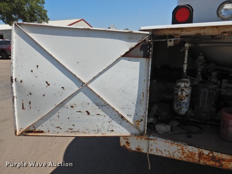 image for item DK2378 2008 GMC C7500  propane truck