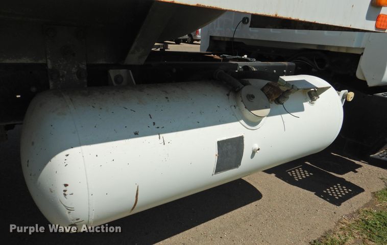 image for item DK2378 2008 GMC C7500  propane truck