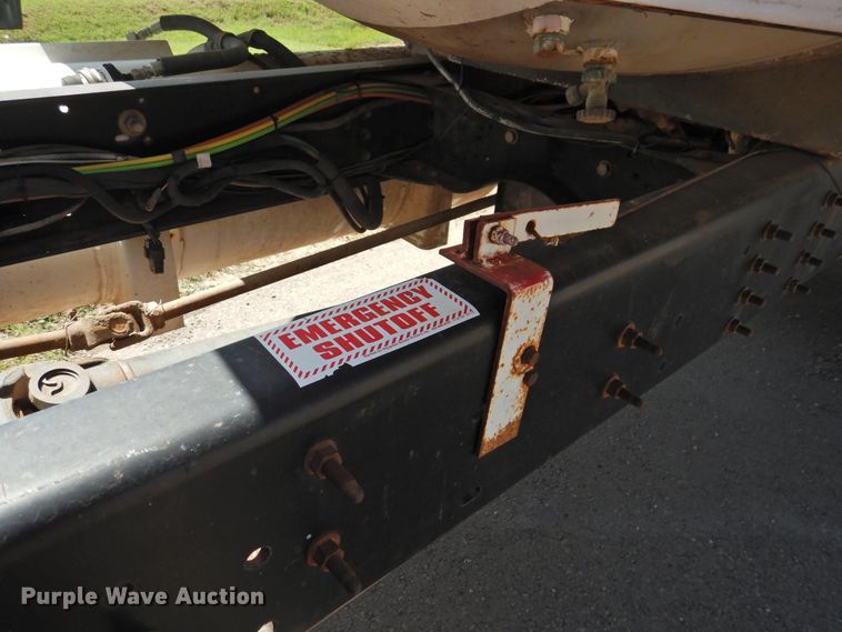 image for item DK2378 2008 GMC C7500  propane truck