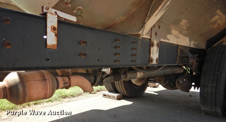 image for item DK2378 2008 GMC C7500  propane truck