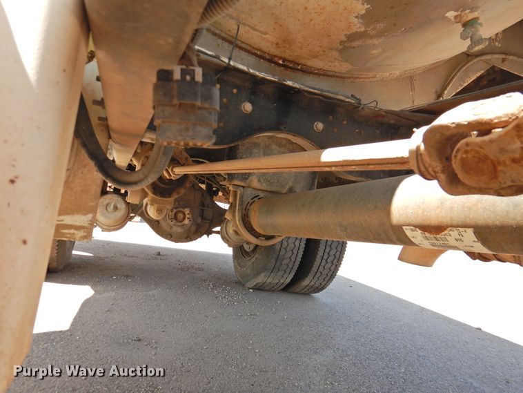 image for item DK2378 2008 GMC C7500  propane truck