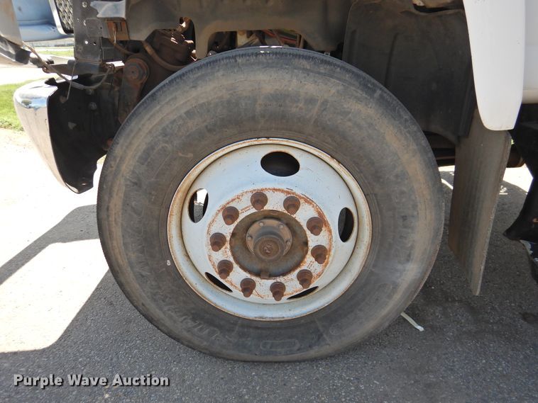 image for item DK2378 2008 GMC C7500  propane truck