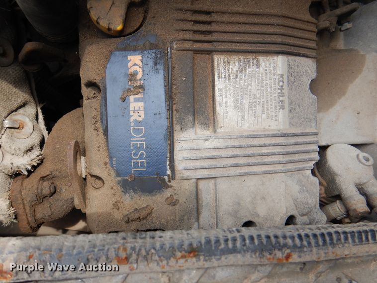 image for item DK8106 2016 Freightliner Cascadia 125  semi truck