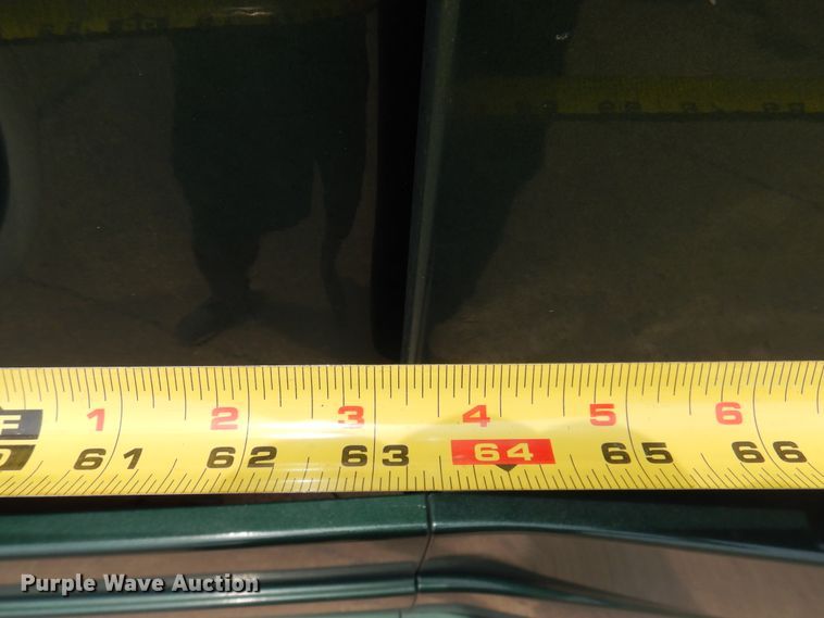 image for item DK8106 2016 Freightliner Cascadia 125  semi truck