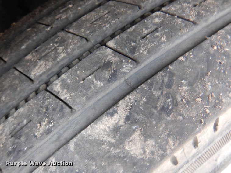 image for item DK8106 2016 Freightliner Cascadia 125  semi truck