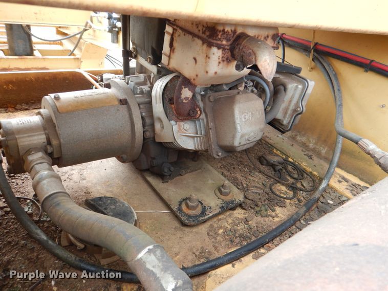 image for item DL0518 2010 Witzco Challenger RG35  lowboy equipment trailer