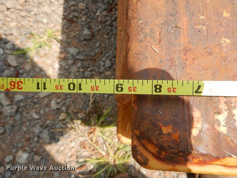 image for item DL0518 2010 Witzco Challenger RG35  lowboy equipment trailer