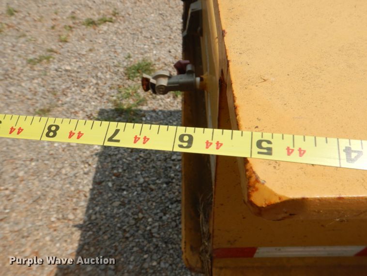 image for item DL0518 2010 Witzco Challenger RG35  lowboy equipment trailer