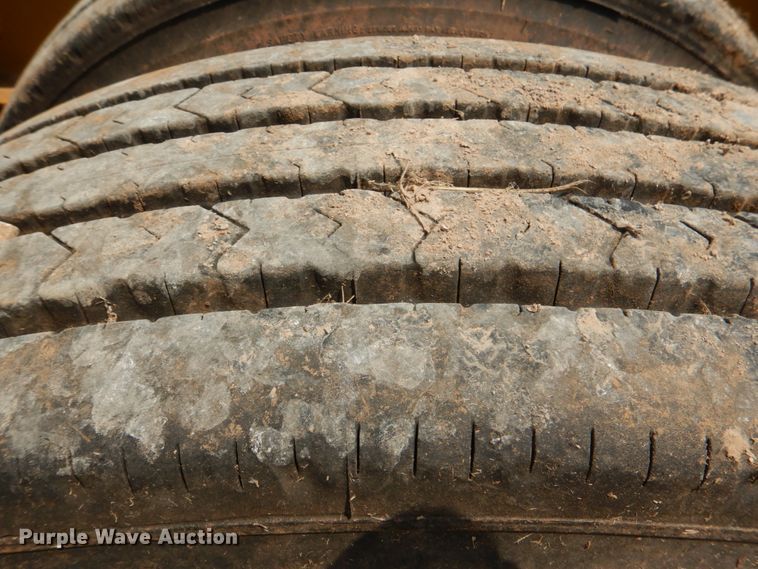 image for item DL0518 2010 Witzco Challenger RG35  lowboy equipment trailer