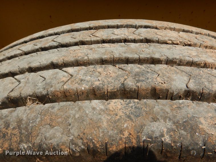 image for item DL0518 2010 Witzco Challenger RG35  lowboy equipment trailer