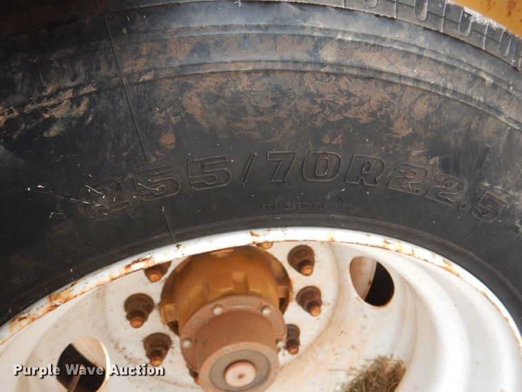 image for item DL0518 2010 Witzco Challenger RG35  lowboy equipment trailer