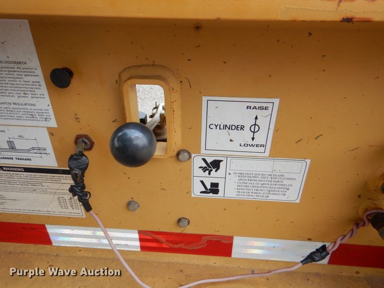 image for item DL0518 2010 Witzco Challenger RG35  lowboy equipment trailer