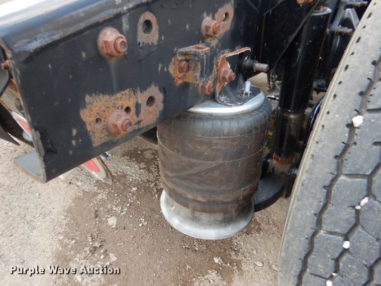 image for item DL5493 2012 Freightliner Cascadia 125  semi truck