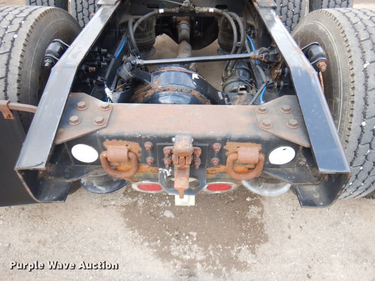 image for item DL5493 2012 Freightliner Cascadia 125  semi truck