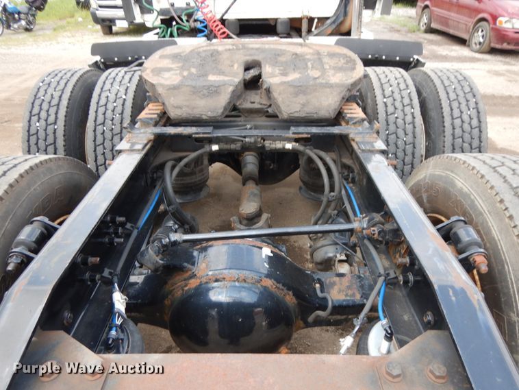 image for item DL5493 2012 Freightliner Cascadia 125  semi truck