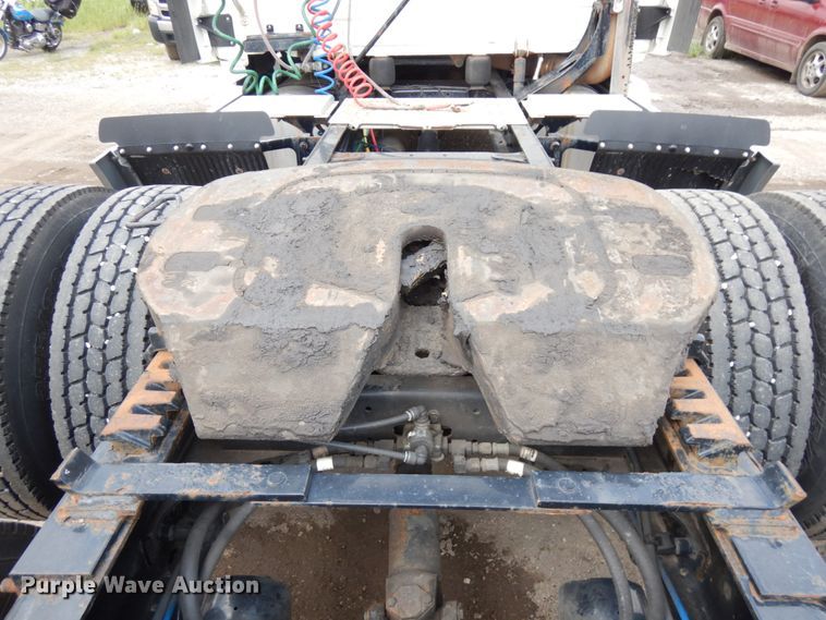 image for item DL5493 2012 Freightliner Cascadia 125  semi truck