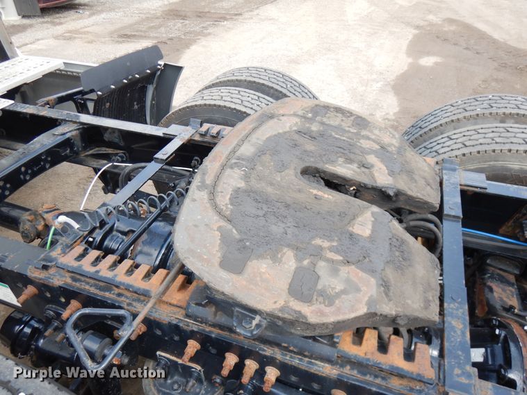 image for item DL5493 2012 Freightliner Cascadia 125  semi truck