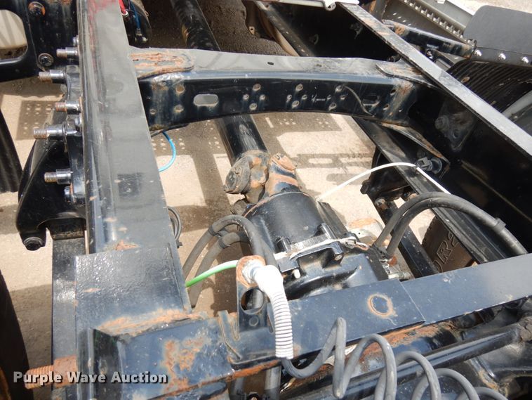 image for item DL5493 2012 Freightliner Cascadia 125  semi truck