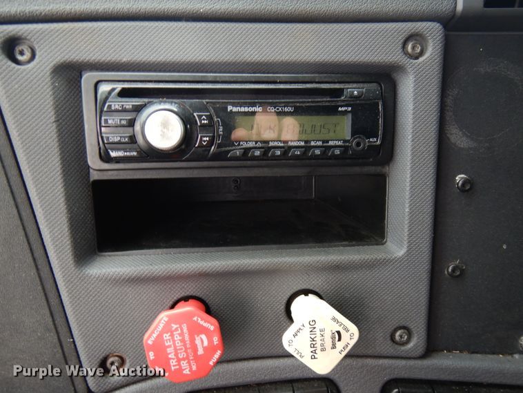 image for item DL5493 2012 Freightliner Cascadia 125  semi truck