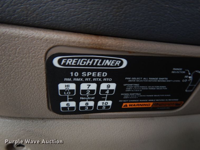 image for item DL5493 2012 Freightliner Cascadia 125  semi truck