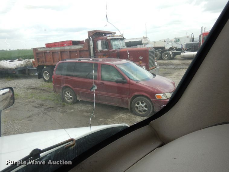 image for item DL5493 2012 Freightliner Cascadia 125  semi truck