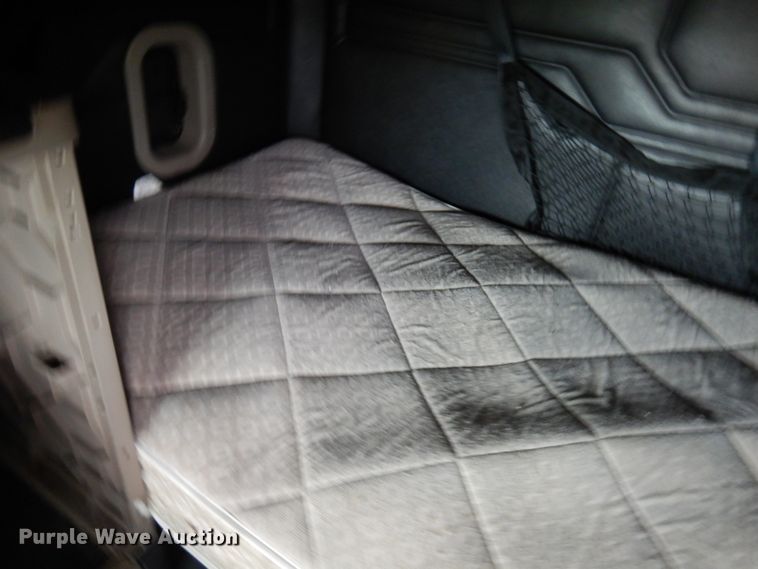 image for item DL5493 2012 Freightliner Cascadia 125  semi truck