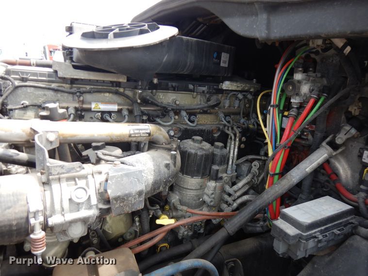 image for item DL5493 2012 Freightliner Cascadia 125  semi truck