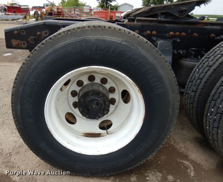 image for item DL5493 2012 Freightliner Cascadia 125  semi truck