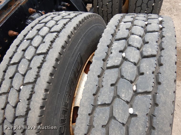 image for item DL5493 2012 Freightliner Cascadia 125  semi truck